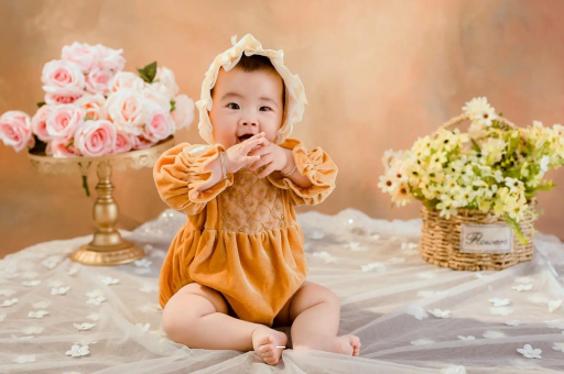 沈阳宝宝几个月会转头 沈阳宝宝几个月会转头